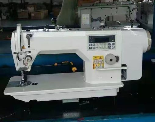 El de coser del punto de cadeneta del ordenador QS-9600-D4 máquina velocidad auto del levantador del pie del condensador de ajuste auto de la Directo-impulsión